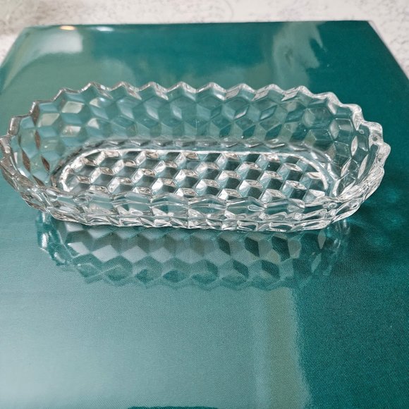 Vintage Glass Dish for sliced cranberry - Picture 2 of 3